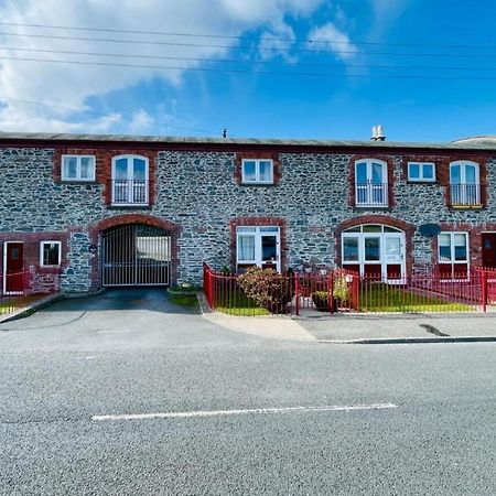 Lovely Apartment Overlooking The Harbour And Bay Ardglass Eksteriør bilde