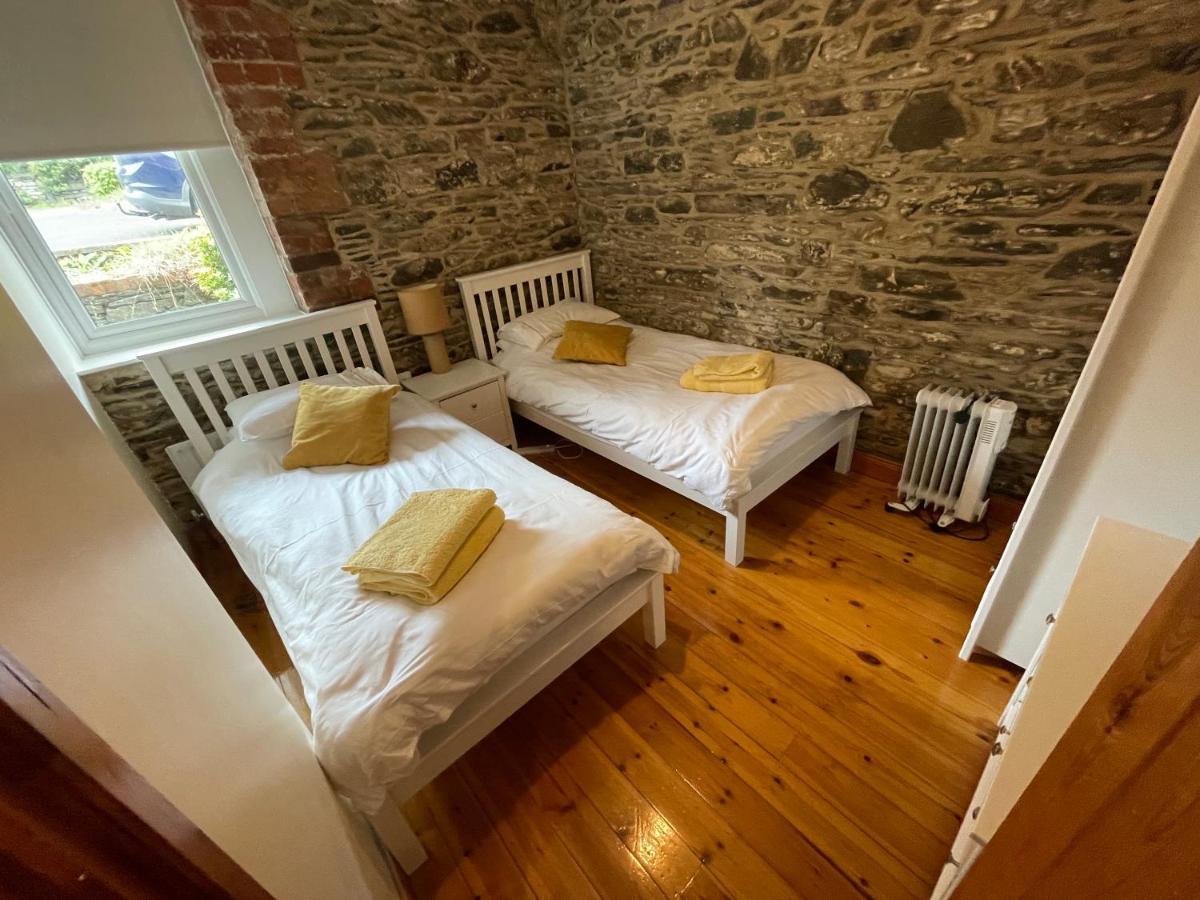 Lovely Apartment Overlooking The Harbour And Bay Ardglass Eksteriør bilde