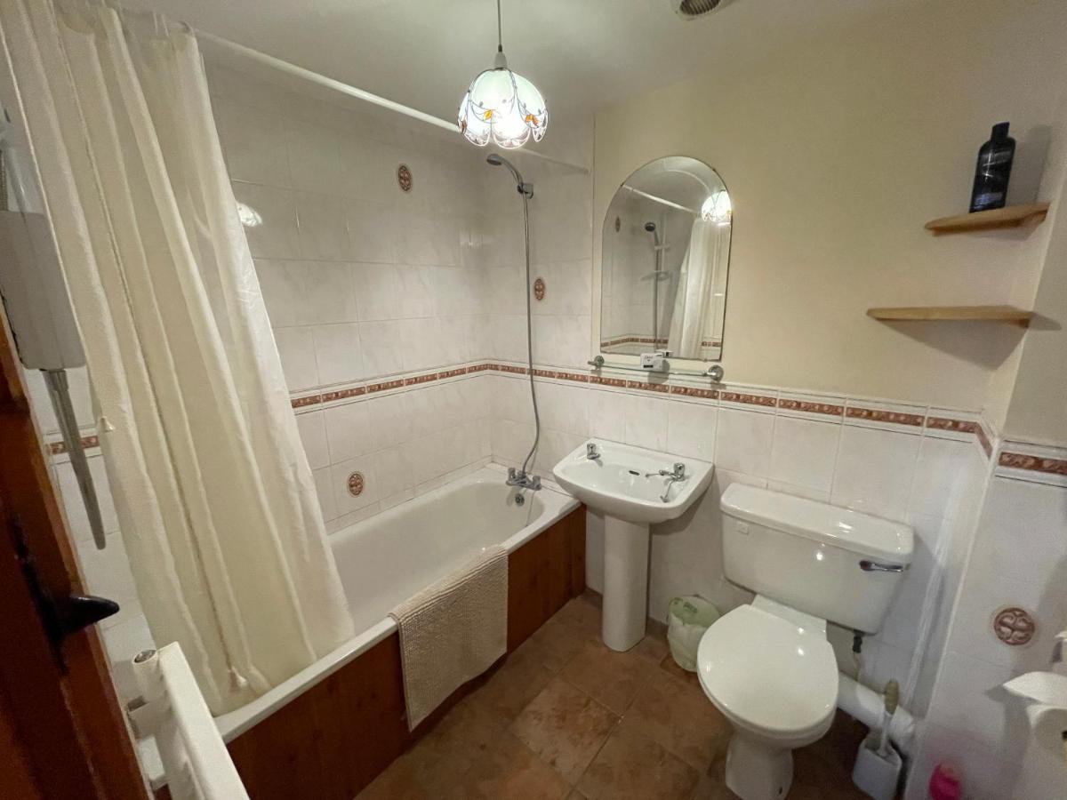 Lovely Apartment Overlooking The Harbour And Bay Ardglass Eksteriør bilde